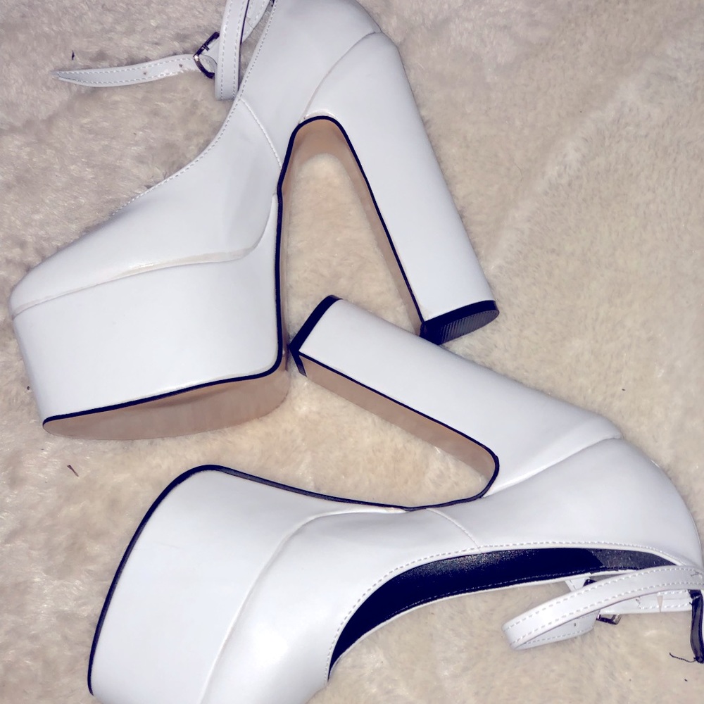 White Platform chunky heels